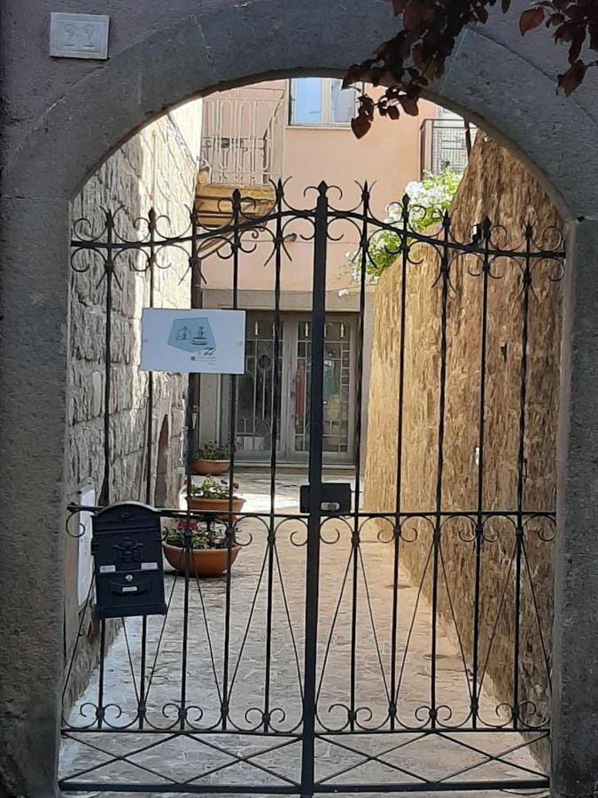 Hotel AL22 di piazza del Gesù Viterbo Esterno foto