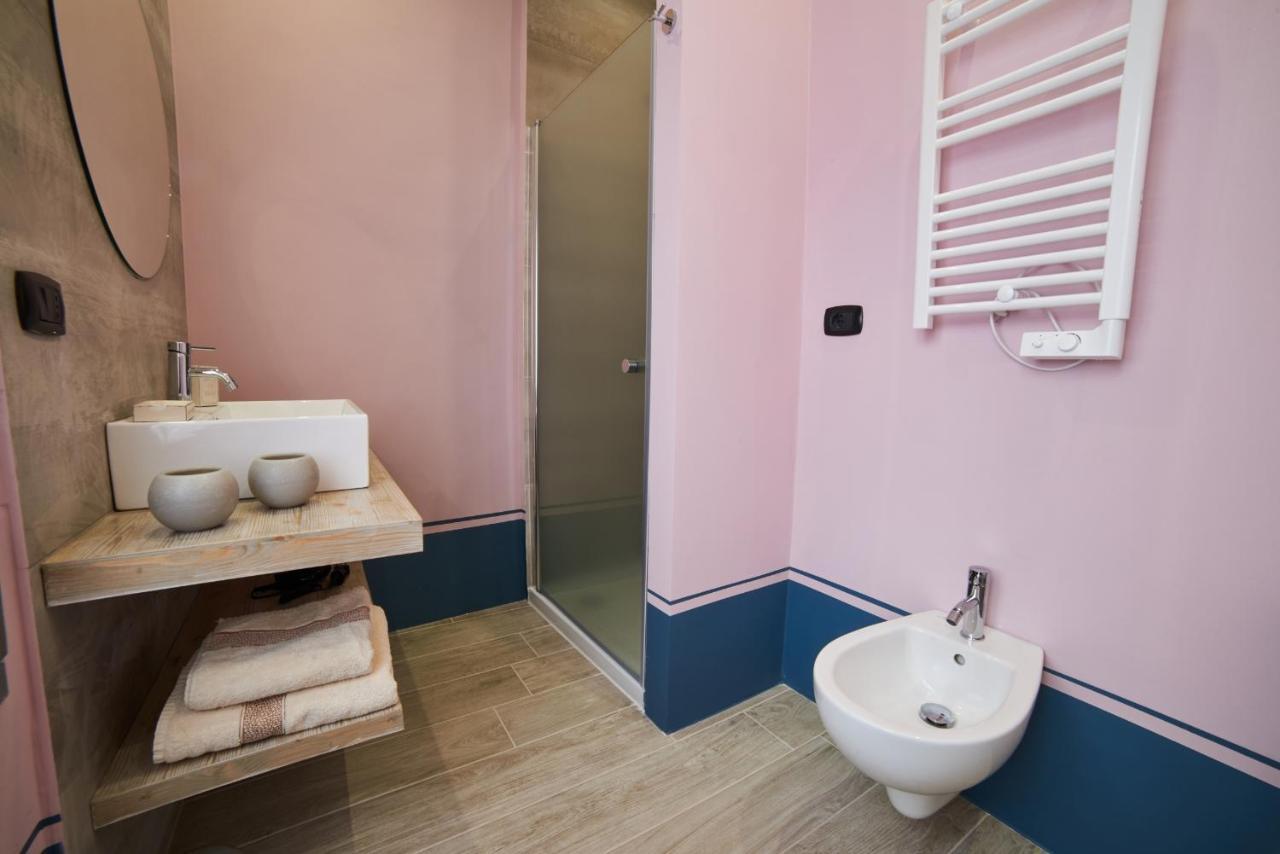 Hotel AL22 di piazza del Gesù Viterbo Esterno foto