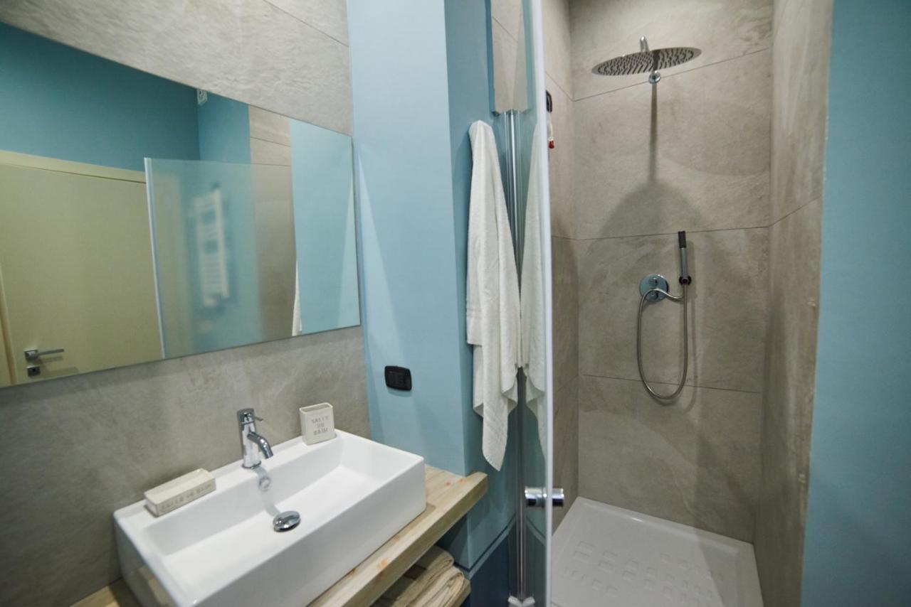 Hotel AL22 di piazza del Gesù Viterbo Esterno foto